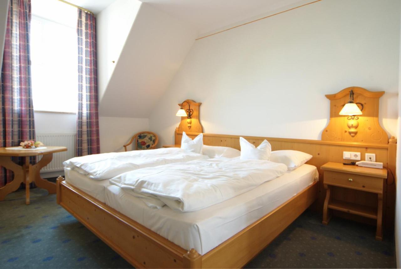 Hotel Fichtelgebirgshof à Himmelkron Extérieur photo